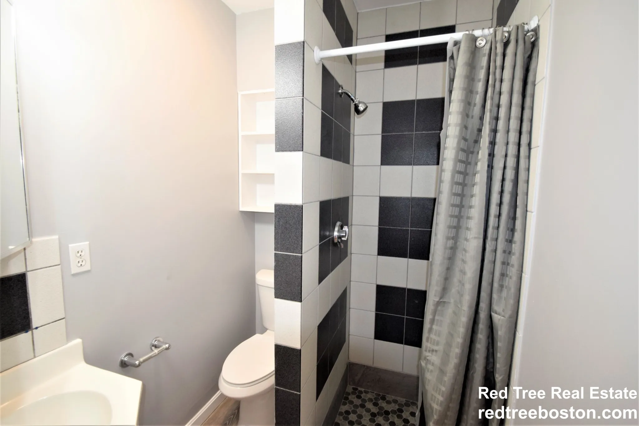 4 bed, 2 bath apartment for rent at 83 Glenville Ave Unit 1, Brighton — photo 15 of 19