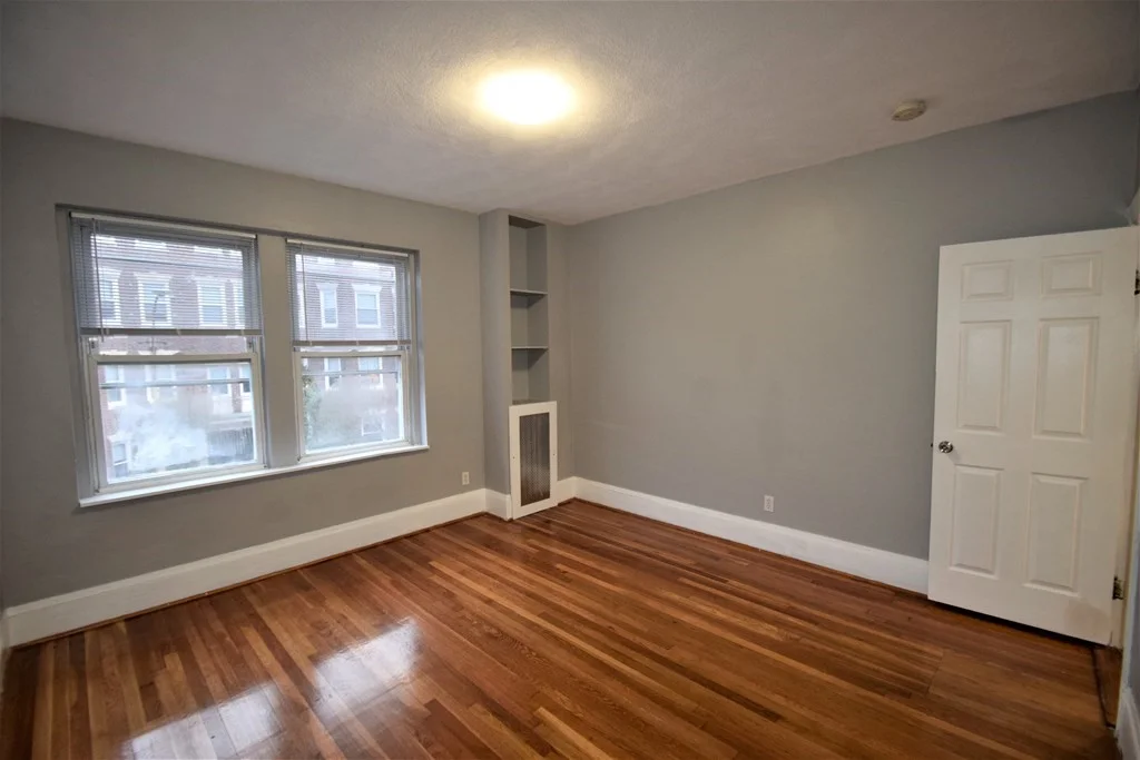 4 bed, 2 bath apartment for rent at 83 Glenville Ave Unit 2, Allston — photo 9 of 12