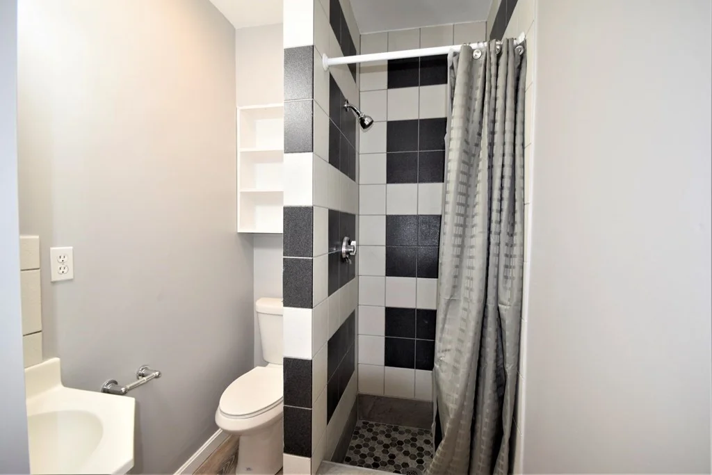 4 bed, 2 bath apartment for rent at 83 Glenville Ave Unit 2, Allston — photo 12 of 12