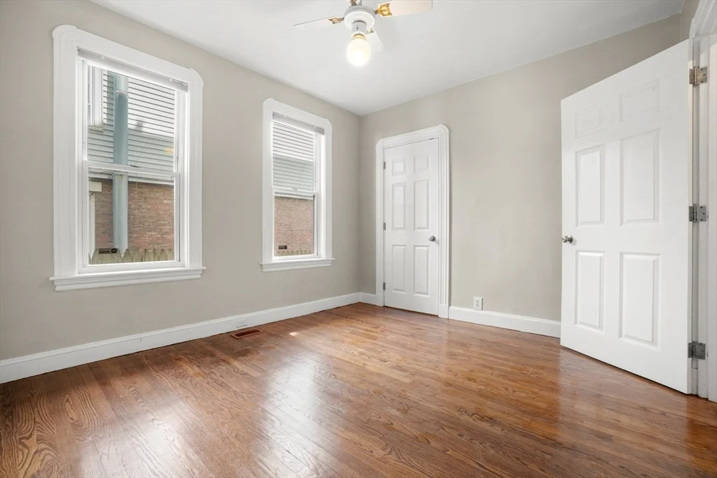 3 bed, 1 bath apartment for rent at 83 Green Unit 1, Dorchester — photo 13 of 21