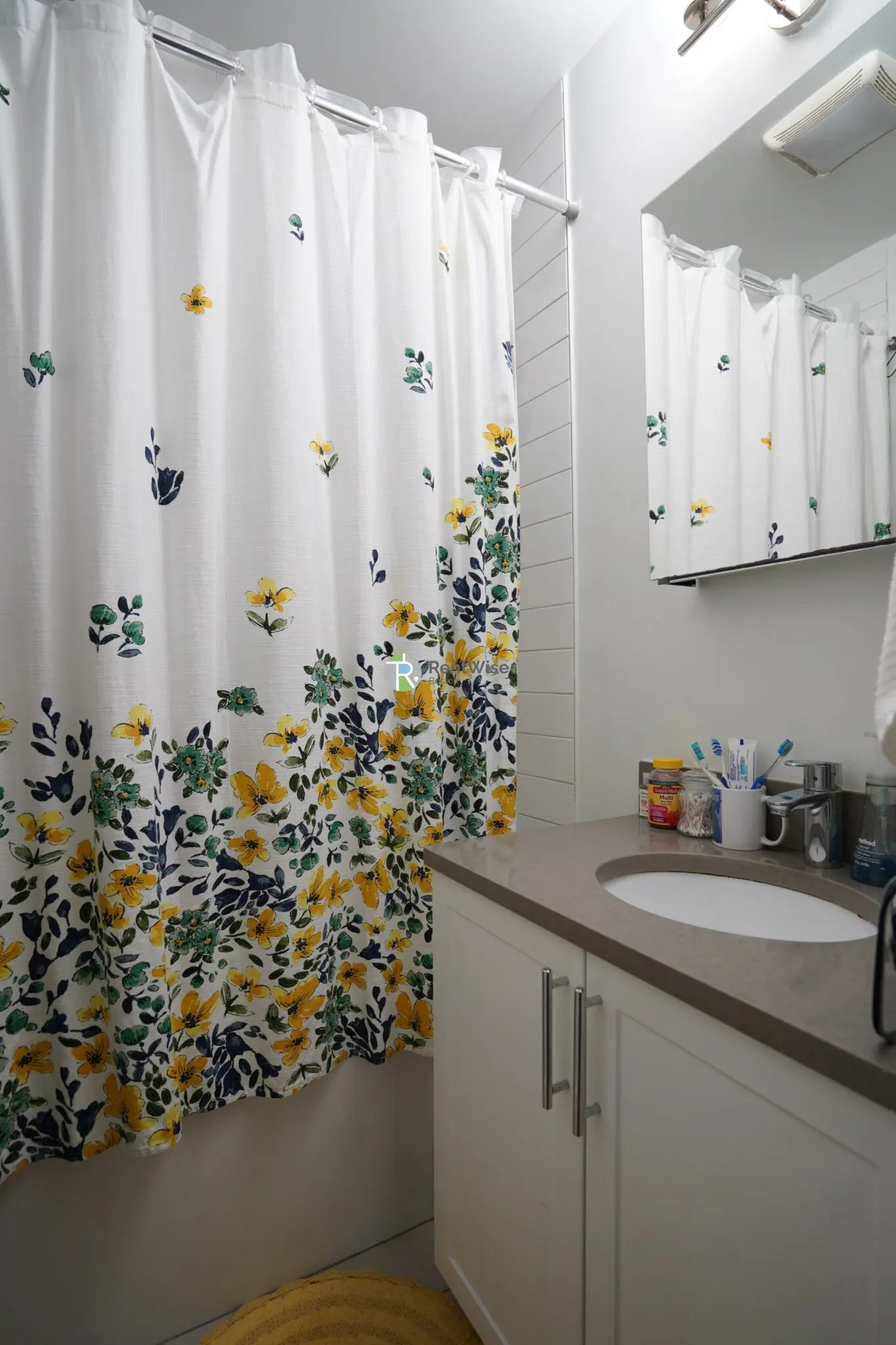 2 bed, 1 bath apartment for rent at 83 Harvard St Unit 20, Central Village — photo 10 of 16