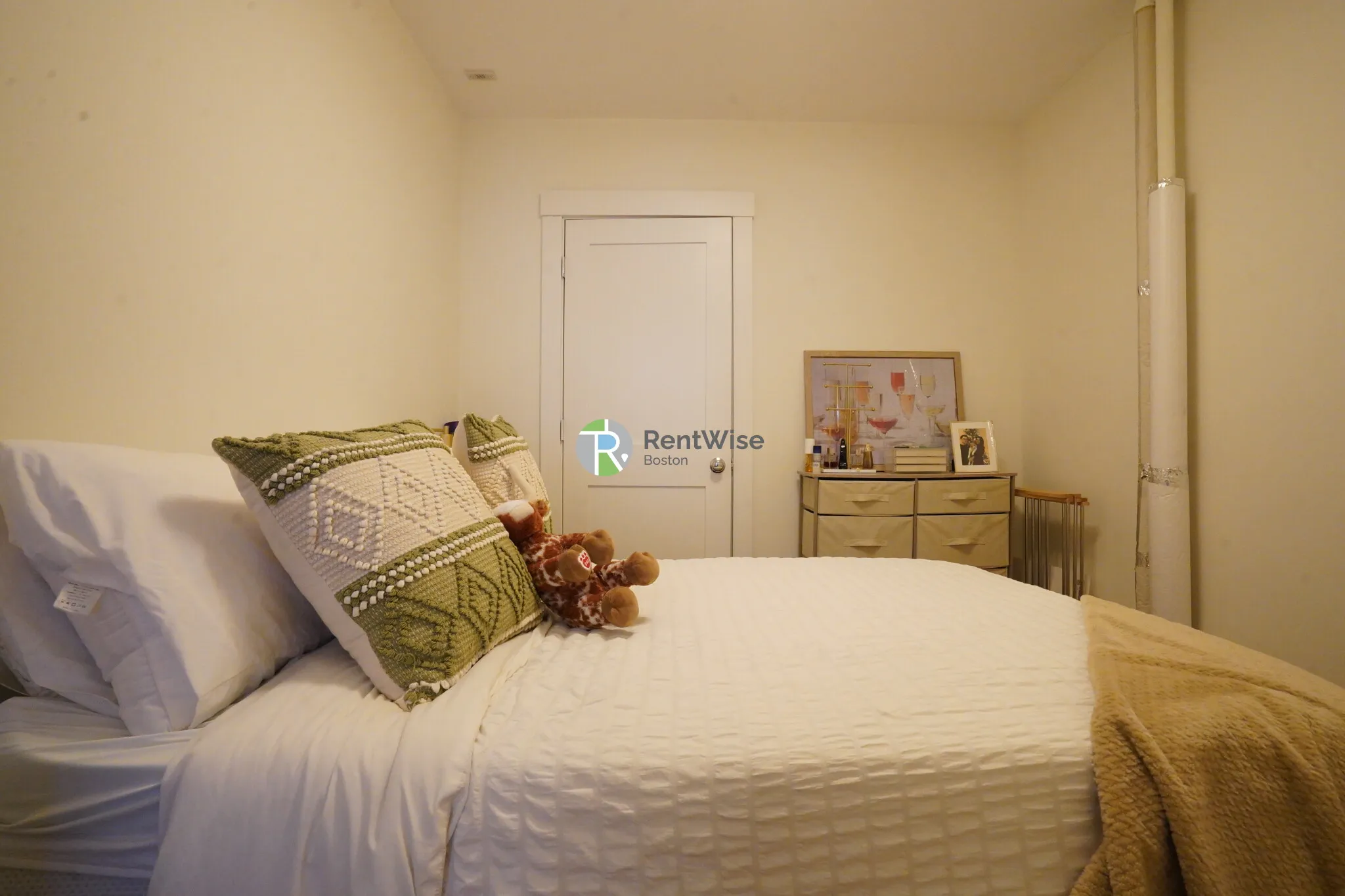 1 bed, 1 bath apartment for rent at 83 Harvard St Unit 26, Central Village — photo 7 of 16