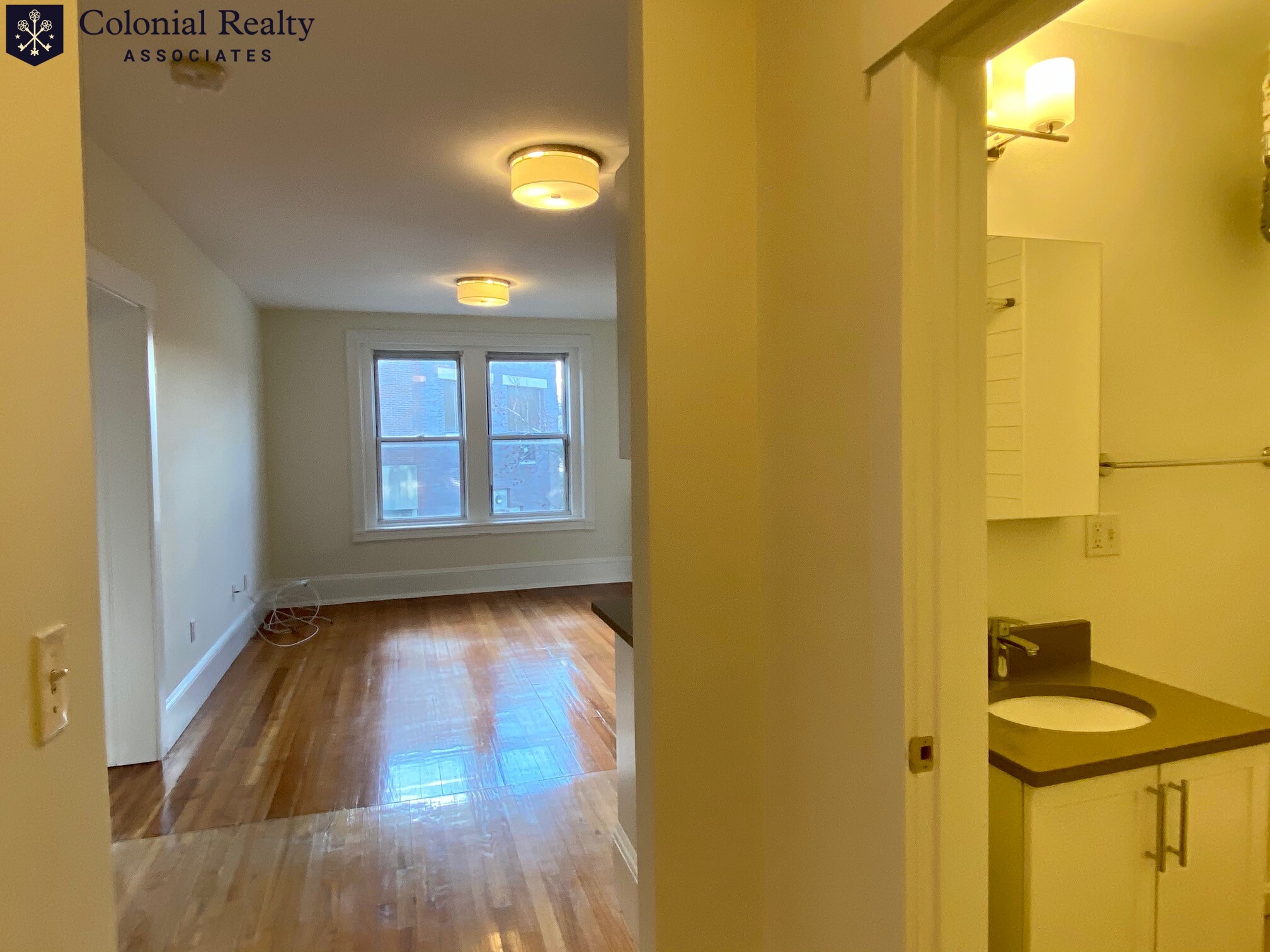 1 bed, 1 bath apartment for rent at 83 Harvard St Unit 3, Brookline Village — photo 3 of 23