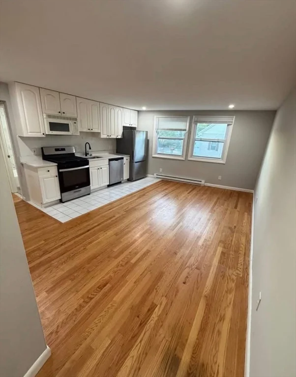 2 bed, 1 bath apartment for rent at 83 Haven St Unit 6F, Reading — photo 1 of 6