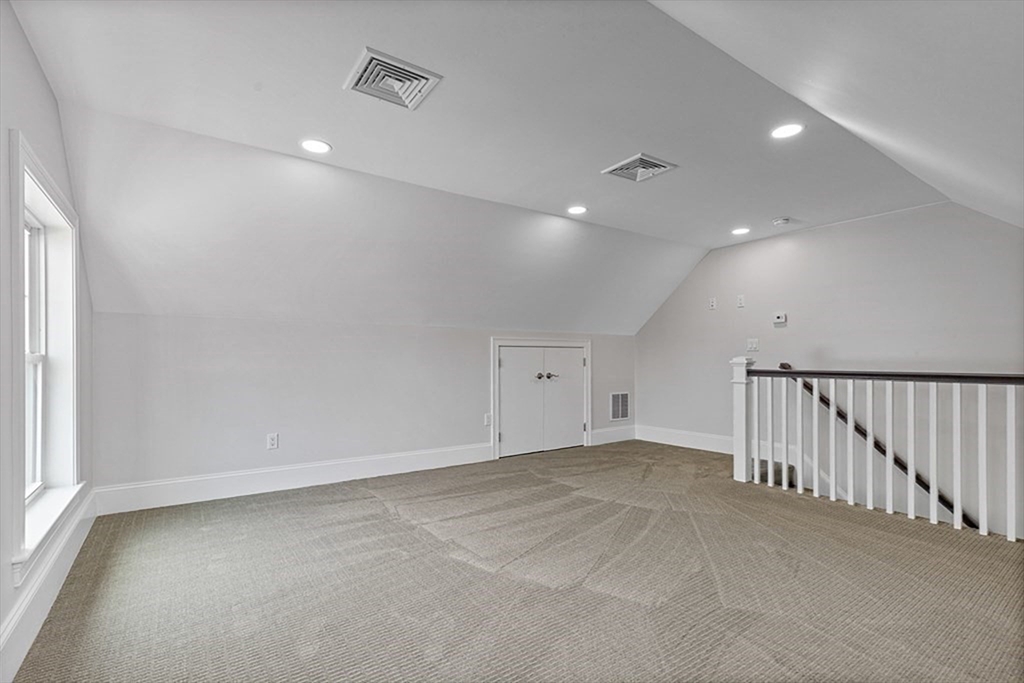 3 bed, 2 bath apartment for rent at 83 Hawthorn St Unit 83, Nonantum — photo 20 of 26
