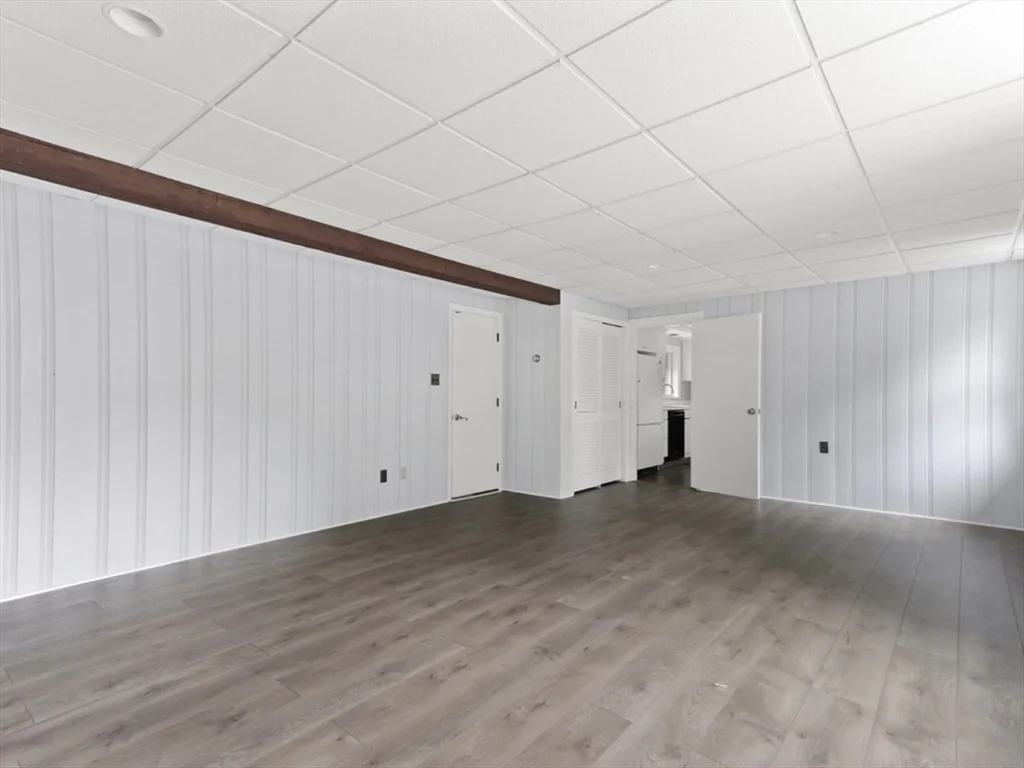 3 bed, 2 bath apartment for rent at 83 Joseph Rd, Saxonville — photo 12 of 21