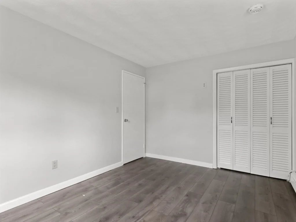 3 bed, 2 bath apartment for rent at 83 Joseph Rd, Saxonville — photo 9 of 21