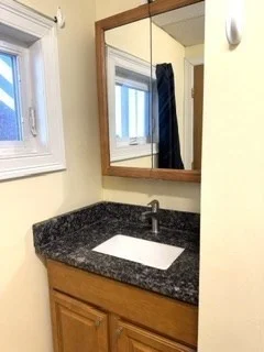 3 bed, 1 bath apartment for rent at 83 Lane St Unit 1, Lowell — photo 6 of 14