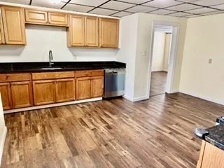 3 bed, 1 bath apartment for rent at 83 Lane St Unit 1, Lowell — photo 4 of 14