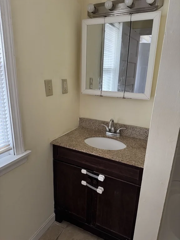 3 bed, 1 bath apartment for rent at 83 Lane St Unit 3, Highlands — photo 9 of 17