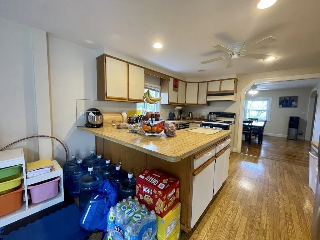 4 bed, 2 bath apartment for rent at 83 Lexington St Unit SF, Newton — photo 9 of 30