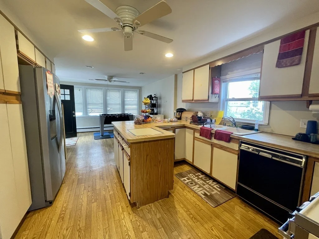 4 bed, 2 bath apartment for rent at 83 Lexington St Unit SF, Newton — photo 7 of 30