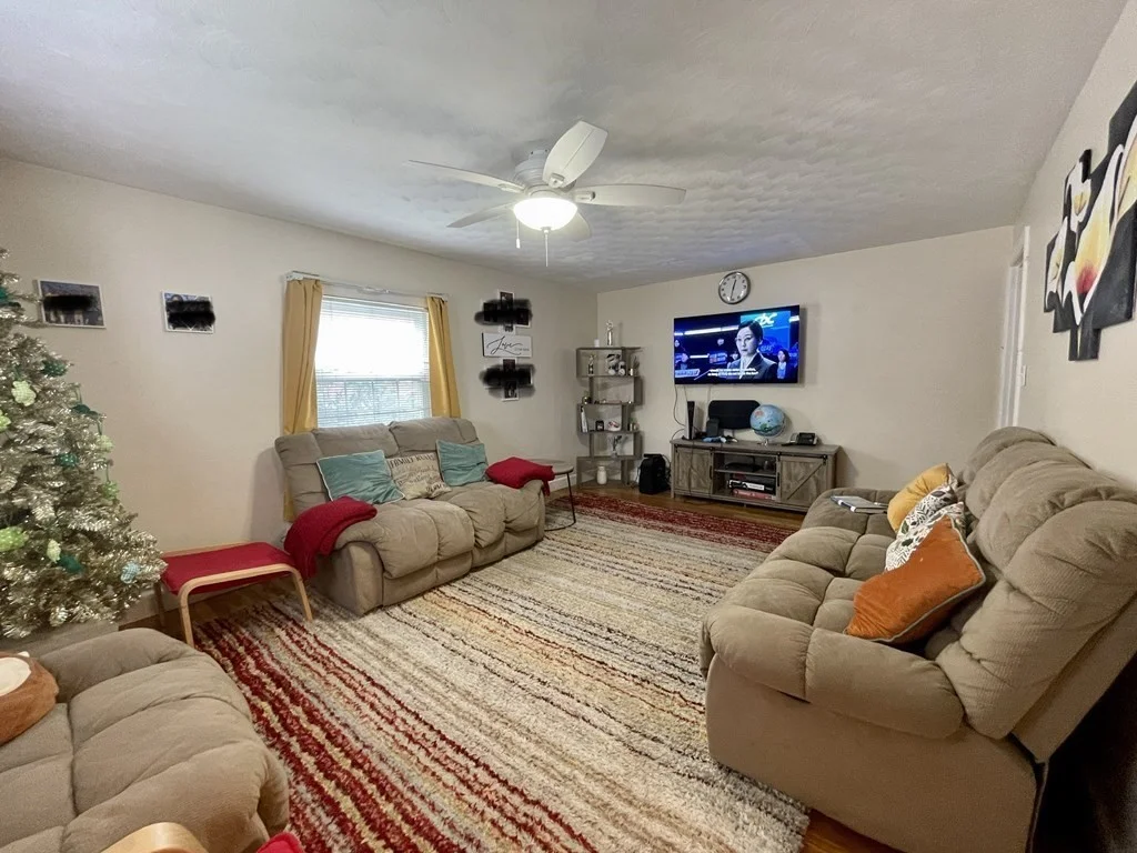 4 bed, 2 bath apartment for rent at 83 Lexington St Unit SF, Newton — photo 15 of 30