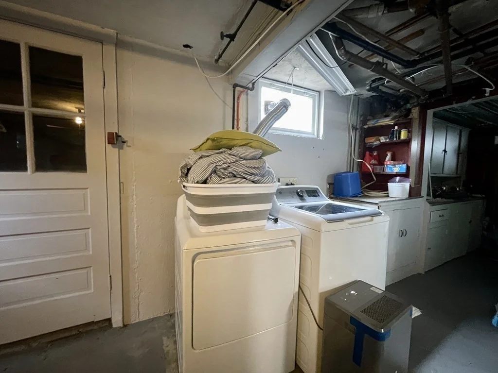 4 bed, 2 bath apartment for rent at 83 Lexington St Unit SF, Newton — photo 21 of 30