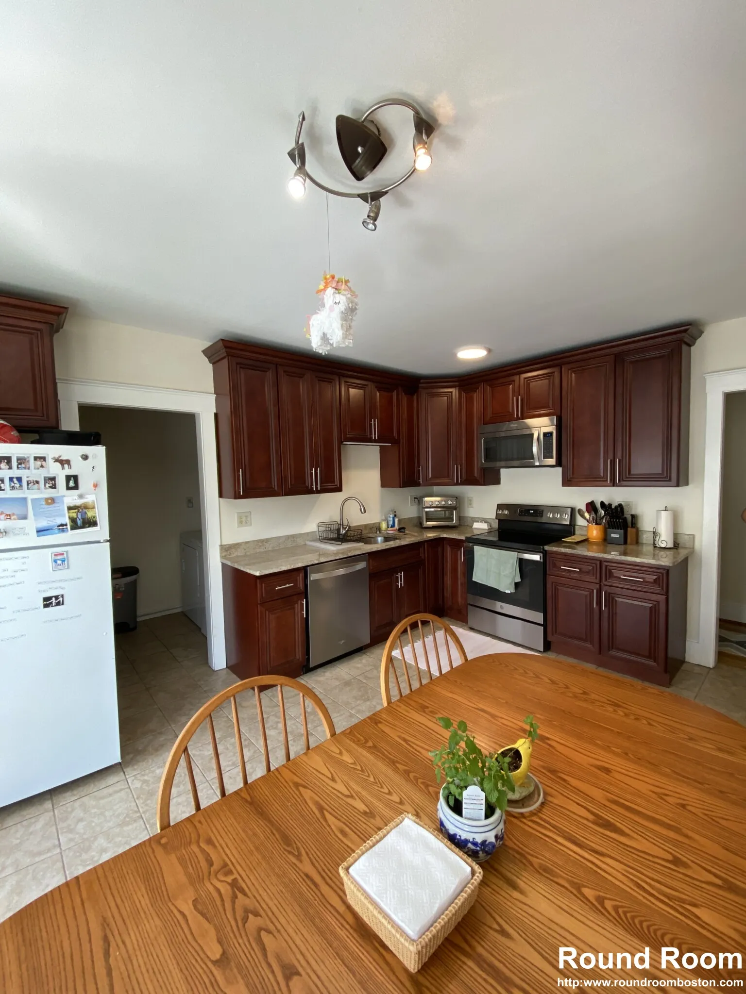 4 bed, 2 bath apartment for rent at 83 Linden St Unit 2, Brighton — photo 1 of 14