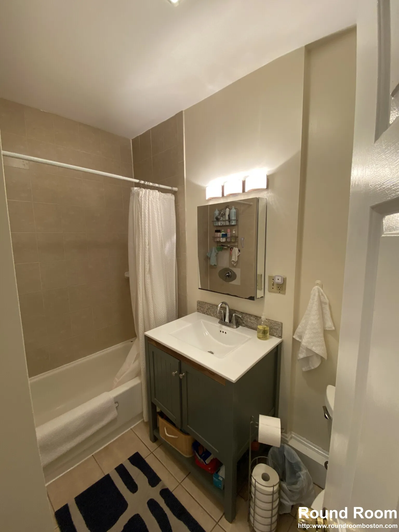 4 bed, 2 bath apartment for rent at 83 Linden St Unit 2, Brighton — photo 5 of 14