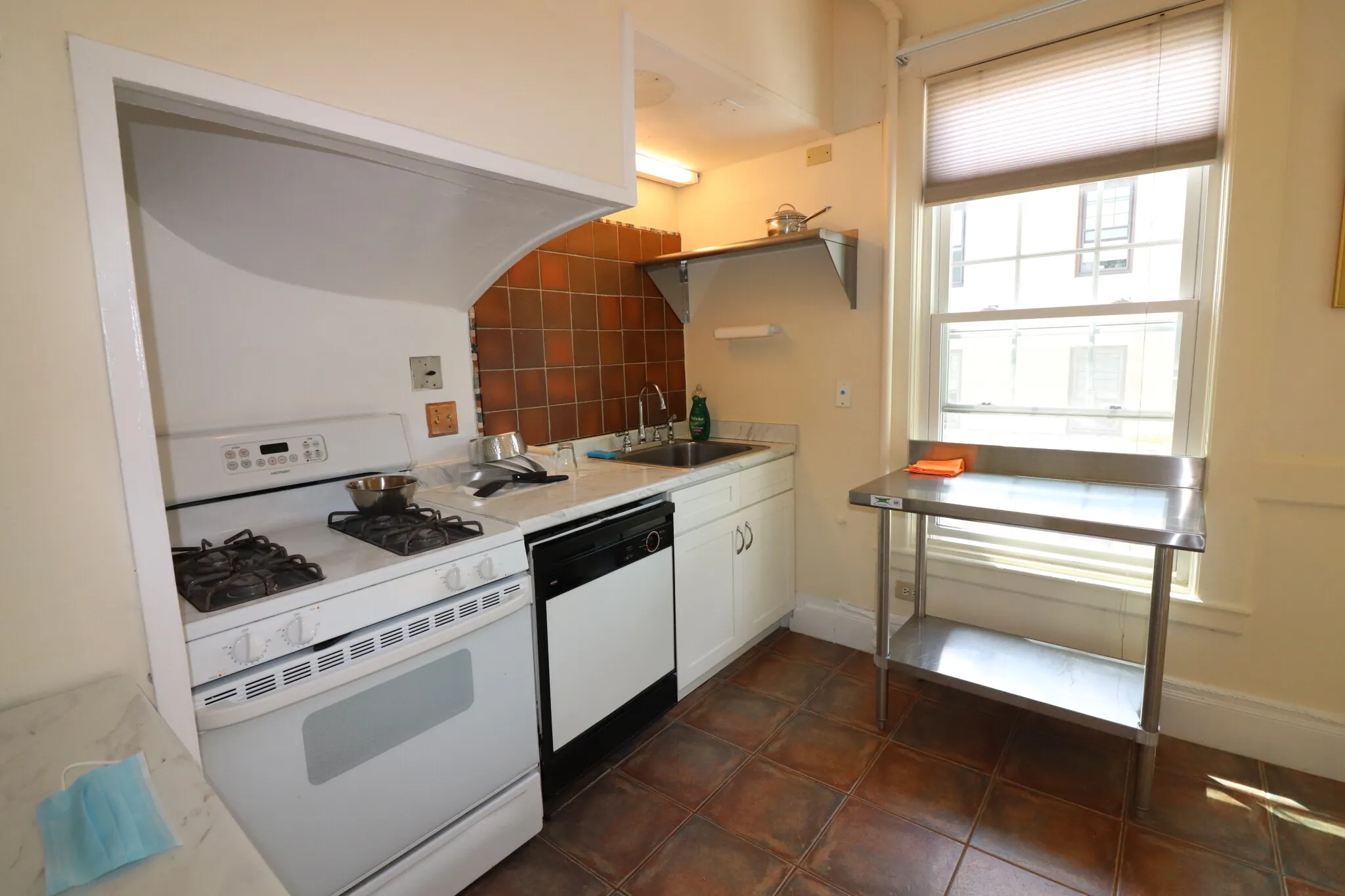 1 bed, 1 bath apartment for rent at 83 Longwood Ave Unit 6, Coolidge Corner — photo 5 of 9