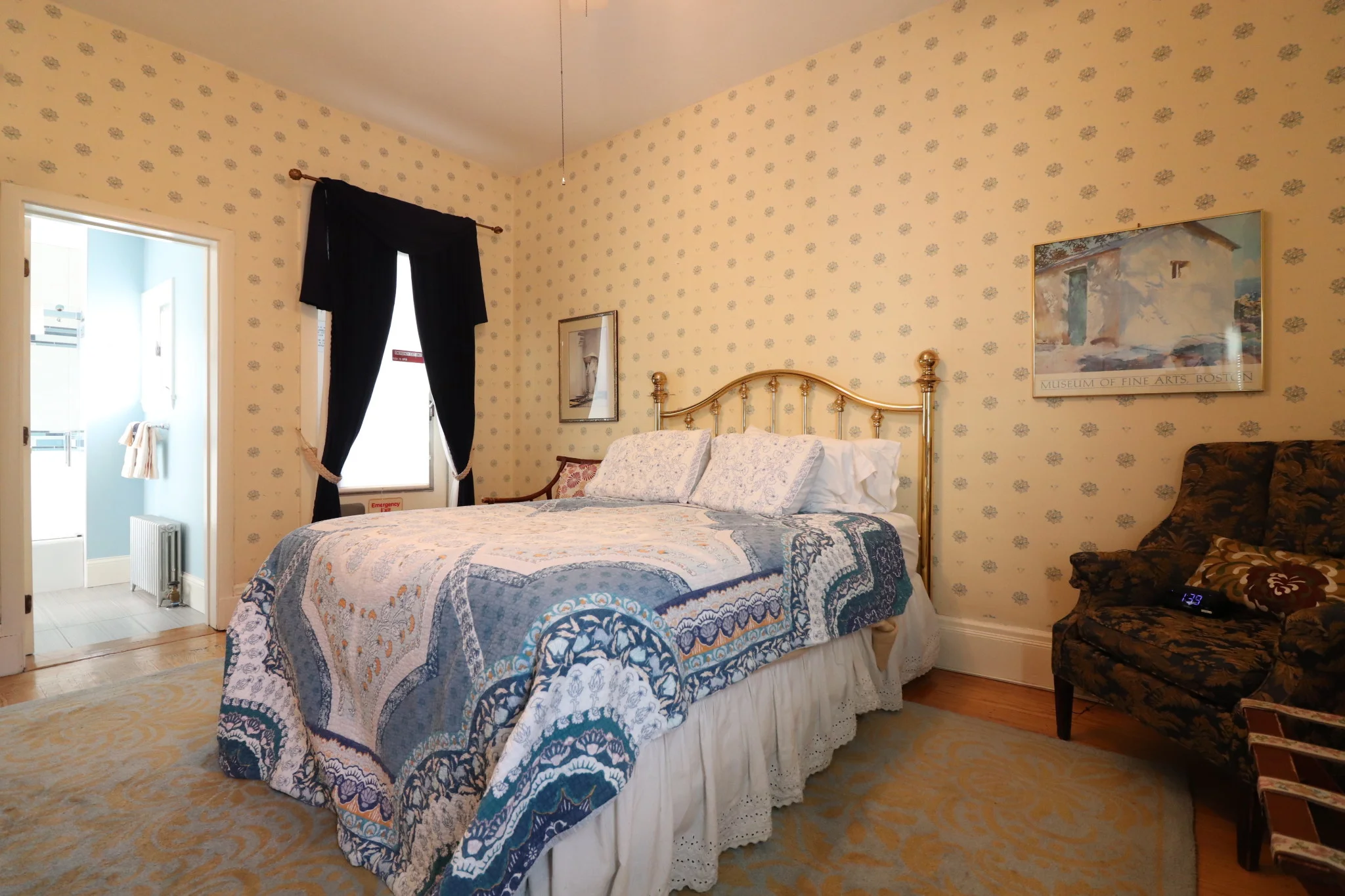 1 bed, 1 bath apartment for rent at 83 Longwood Ave Unit Room 7, Coolidge Corner — photo 2 of 5