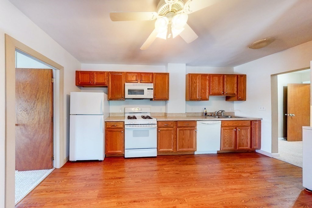 2 bed, 1 bath apartment for rent at 83 Malden St Unit 2, Revere — photo 2 of 11