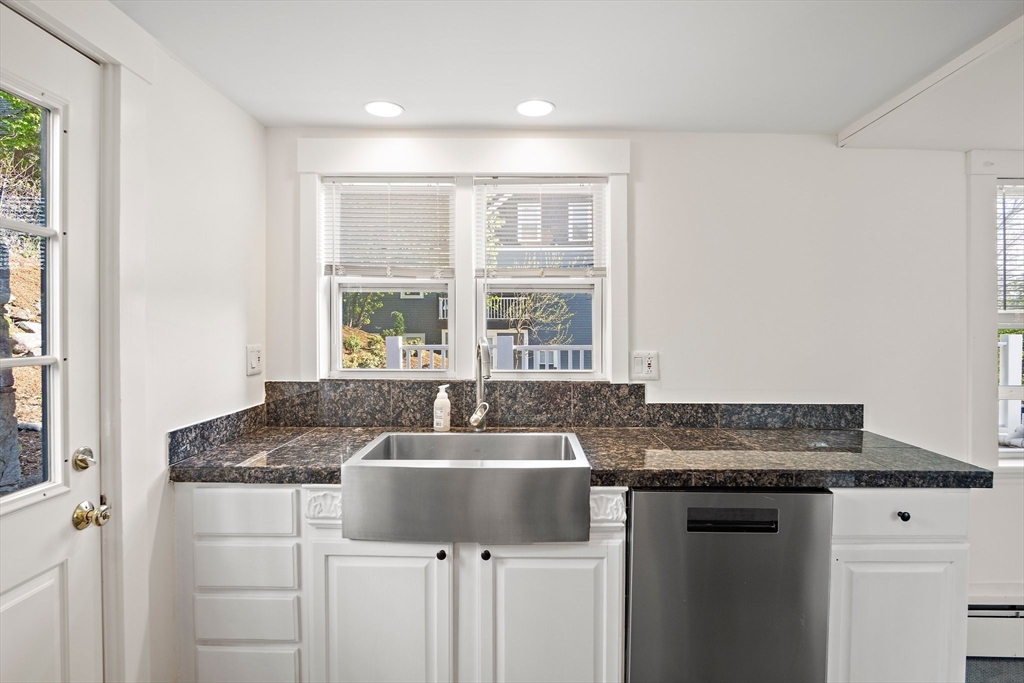 1 bed, 1 bath apartment for rent at 83 Marvin Rd Unit 2, Melrose — photo 15 of 25