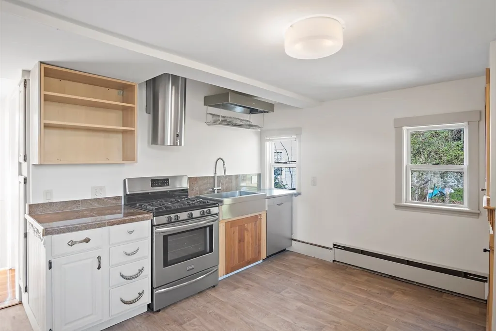 1 bed, 1 bath apartment for rent at 83 Marvin Rd Unit 3, Melrose — photo 10 of 22
