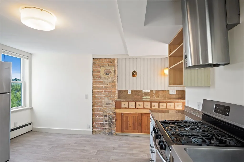 1 bed, 1 bath apartment for rent at 83 Marvin Rd Unit 3, Melrose — photo 9 of 22