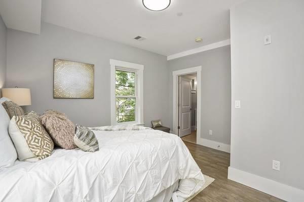 2 bed, 2 bath apartment for rent at 83 Merriam St Unit 2, Ward Two — photo 4 of 10