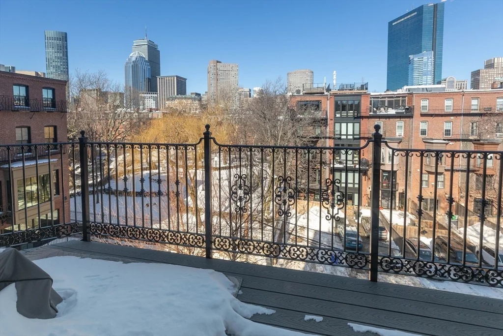 3 bed, 2 bath apartment for rent at 83 Montgomery St Unit 3, South End — photo 9 of 17