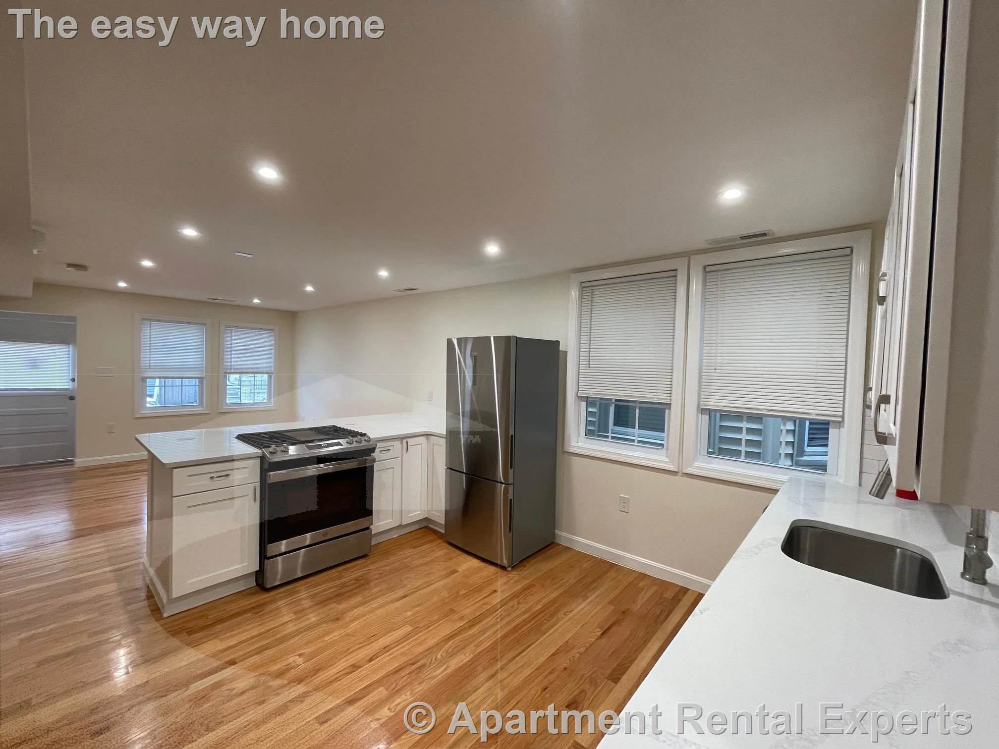 3 bed, 2 bath apartment for rent at 83 Moreland St, Autumn Hill — photo 3 of 19