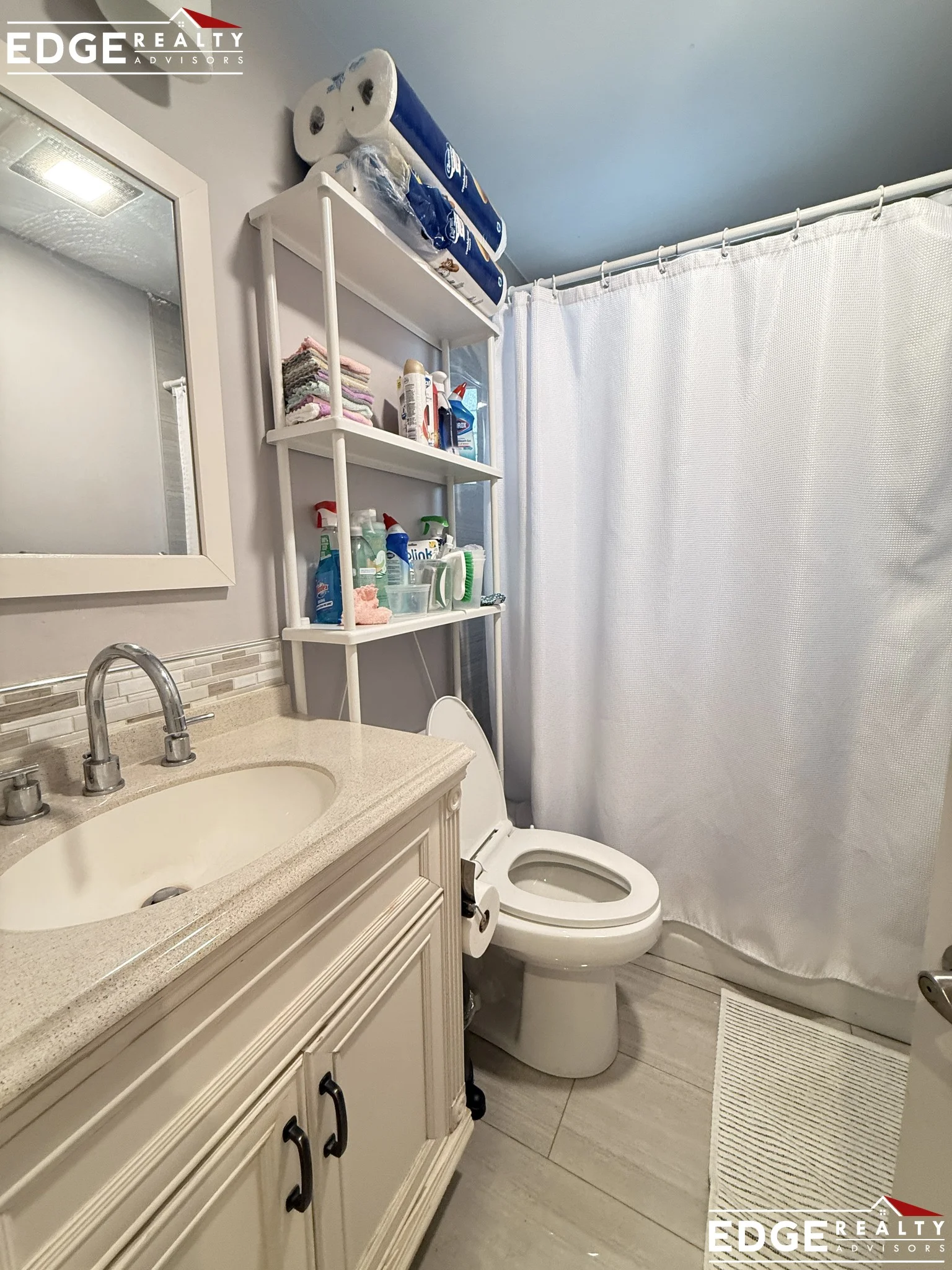 4 bed, 2 bath apartment for rent at 83 Newbury St Unit 1, Teele Square — photo 11 of 11