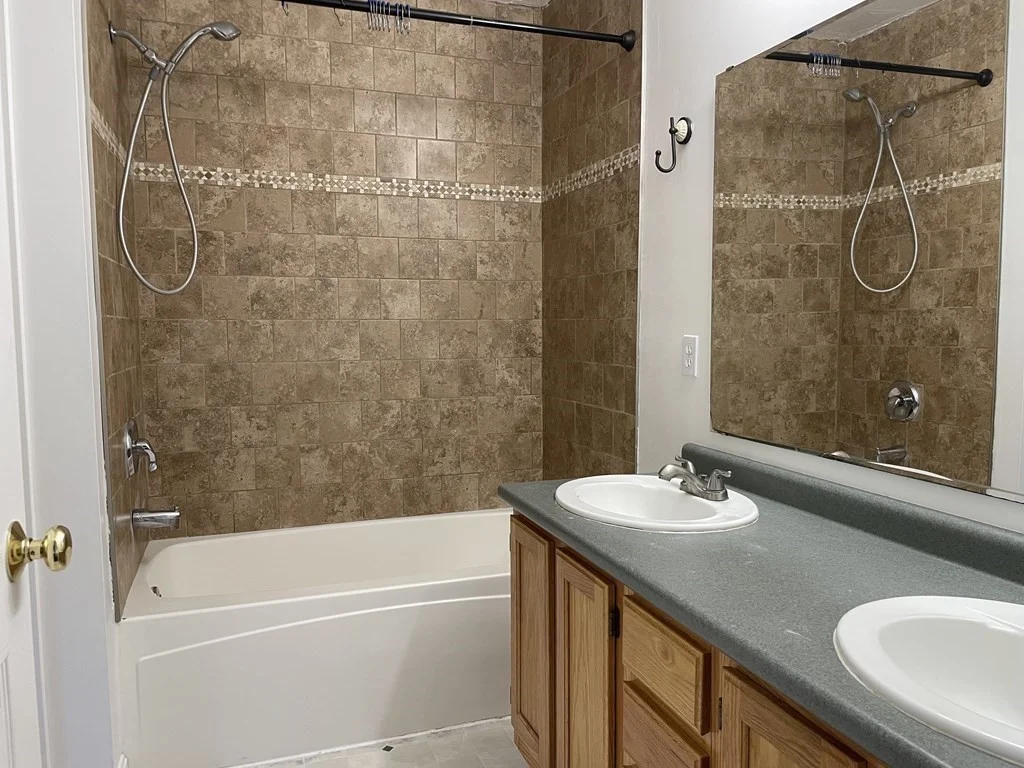 3 bed, 2 bath apartment for rent at 83 Odonnell Ave Unit 83, Shrewsbury — photo 27 of 36