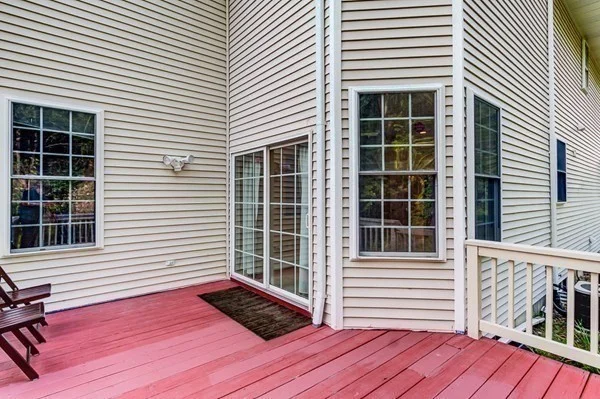 3 bed, 2 bath apartment for rent at 83 Odonnell Ave Unit 83, Shrewsbury — photo 33 of 36
