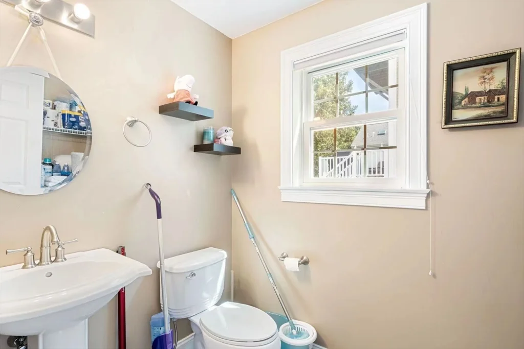 3 bed, 2 bath apartment for rent at 83 Orient Unit 83, Arlington — photo 20 of 22
