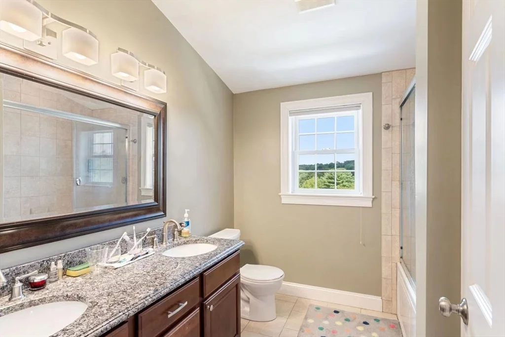 3 bed, 2 bath apartment for rent at 83 Orient Unit 83, Arlington — photo 8 of 22