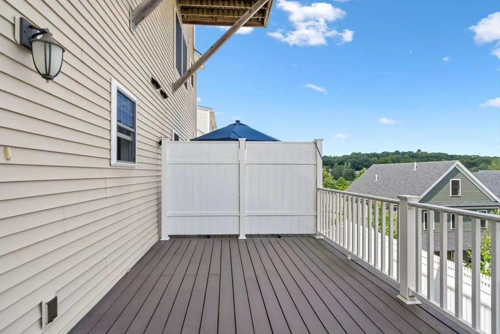 3 bed, 2 bath apartment for rent at 83 Orient Unit 83, Arlington — photo 6 of 22