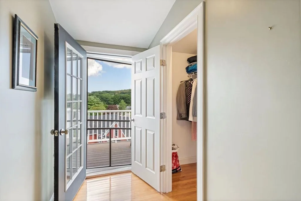 3 bed, 2 bath apartment for rent at 83 Orient Unit 83, Arlington — photo 9 of 22