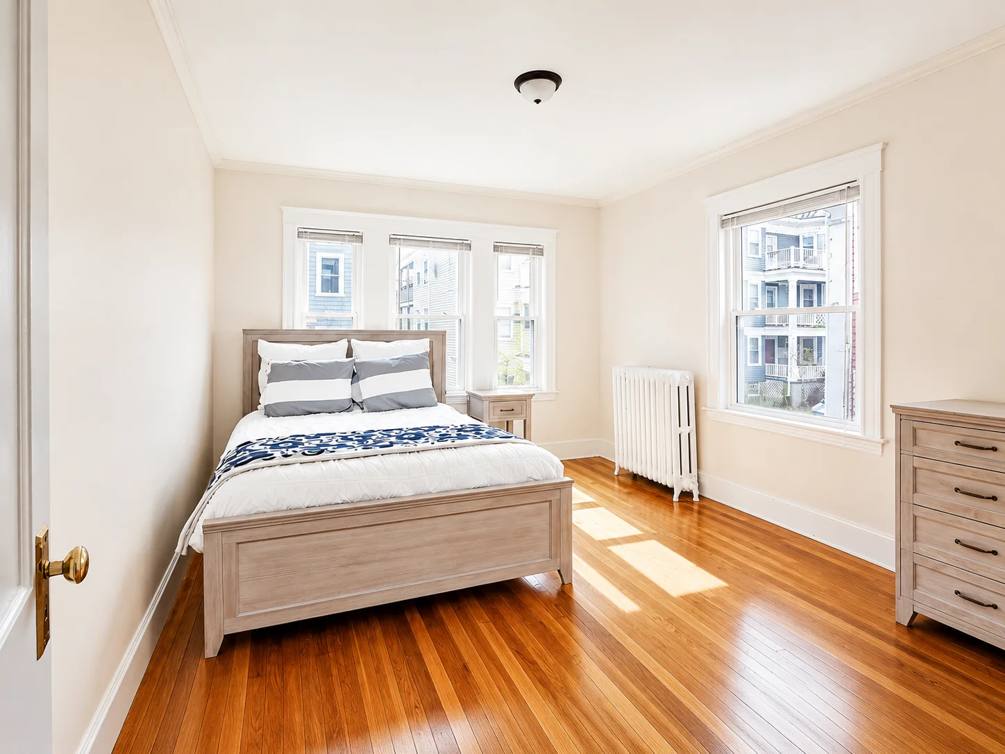 3 bed, 1 bath apartment for rent at 83 Parkton Rd Unit 2, Jamaica Plain — photo 12 of 14