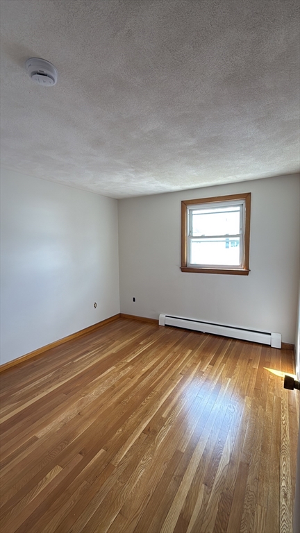 3 bed, 1 bath apartment for rent at 83 Pemberton Unit 1, Revere — photo 9 of 13