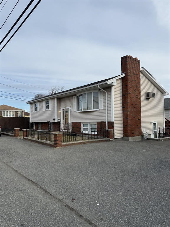 3 bed, 1 bath apartment for rent at 83 Pemberton Unit 1, Revere — photo 1 of 13