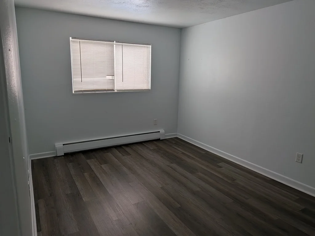 2 bed, 1 bath apartment for rent at 83-R Hobartst Unit C4, Danvers — photo 8 of 14
