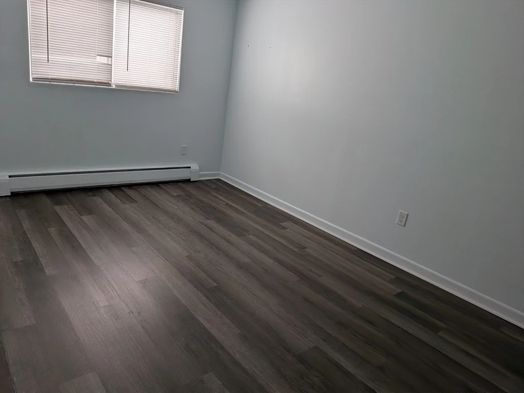 2 bed, 1 bath apartment for rent at 83-R Hobartst Unit C4, Danvers — photo 10 of 14