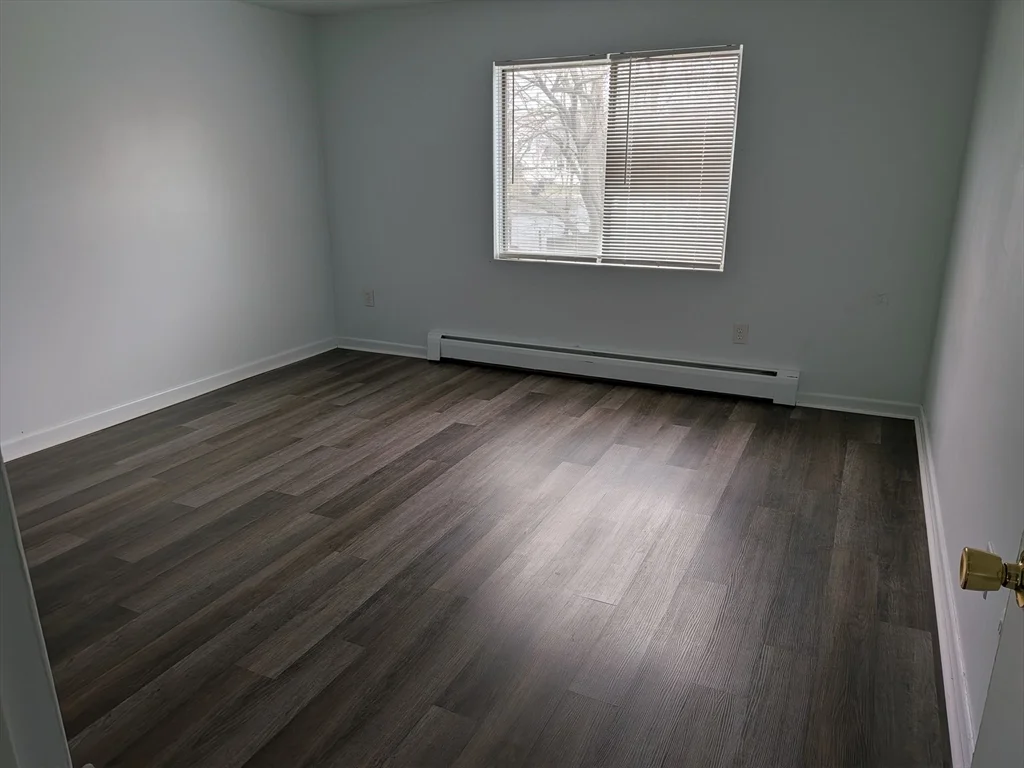 2 bed, 1 bath apartment for rent at 83-R Hobartst Unit C4, Danvers — photo 13 of 14