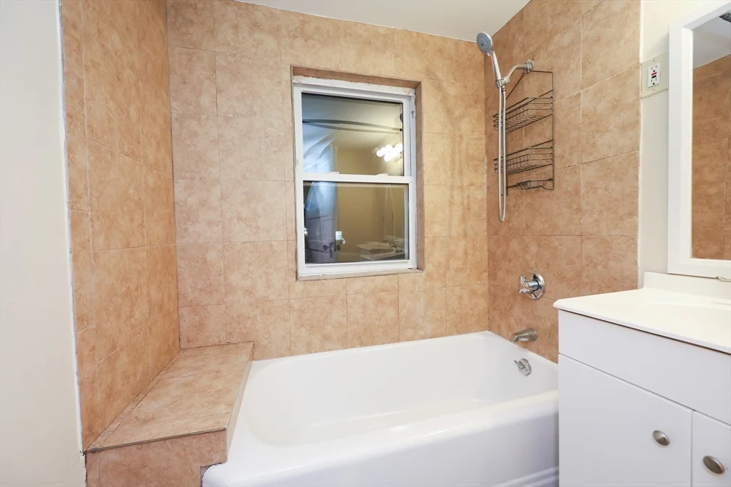 3 bed, 1 bath apartment for rent at 83 South Main Unit 83, Randolph — photo 24 of 33