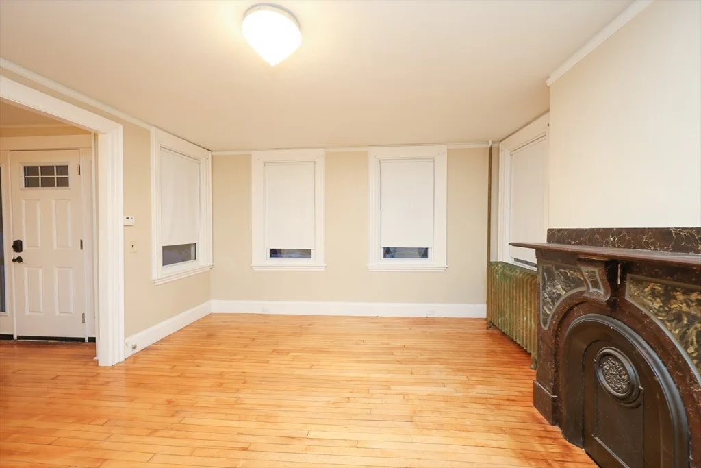 3 bed, 1 bath apartment for rent at 83 South Main Unit 83, Randolph — photo 8 of 33