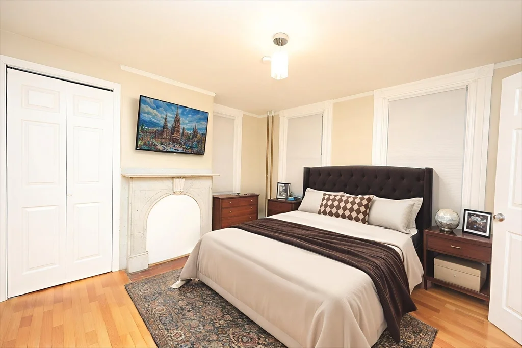 3 bed, 1 bath apartment for rent at 83 South Main Unit 83, Randolph — photo 2 of 33