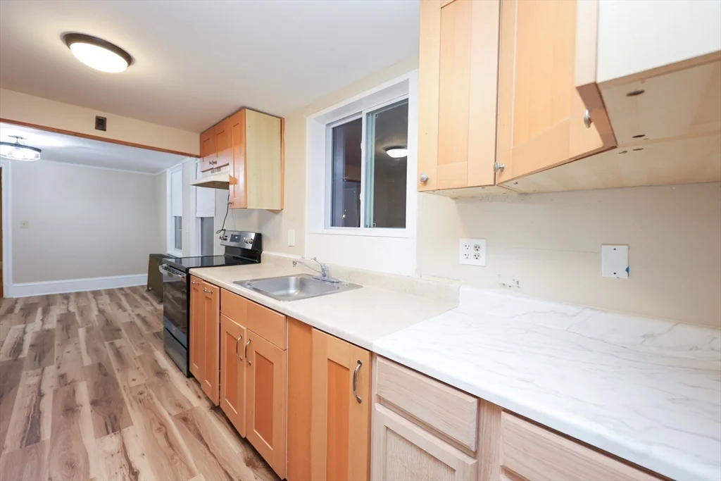 3 bed, 1 bath apartment for rent at 83 South Main Unit 83, Randolph — photo 19 of 33