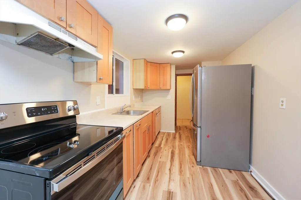 3 bed, 1 bath apartment for rent at 83 South Main Unit 83, Randolph — photo 18 of 33