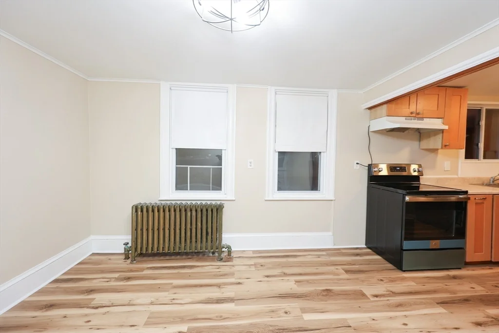 3 bed, 1 bath apartment for rent at 83 South Main Unit 83, Randolph — photo 14 of 33