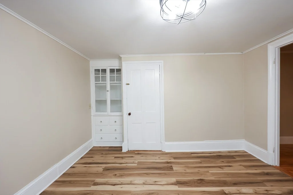 3 bed, 1 bath apartment for rent at 83 South Main Unit 83, Randolph — photo 7 of 33