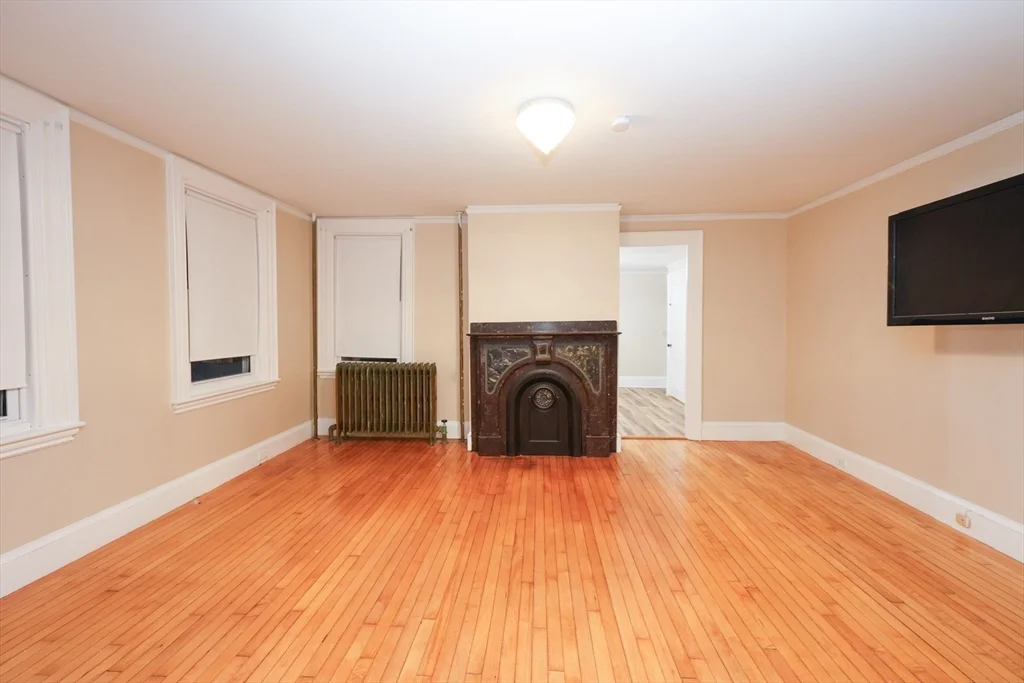 3 bed, 1 bath apartment for rent at 83 South Main Unit 83, Randolph — photo 12 of 33